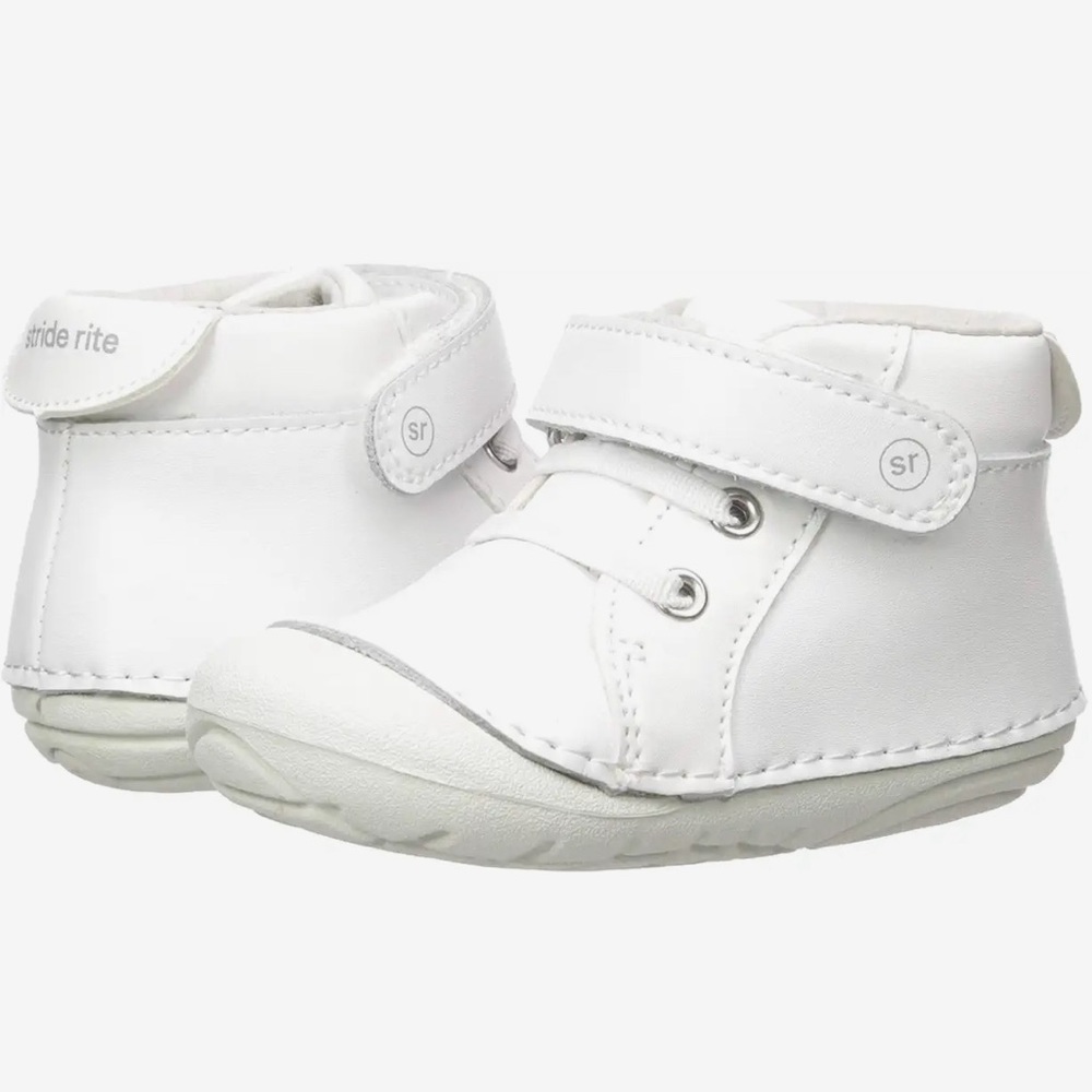 Stride Rite 3.5W baby shoe